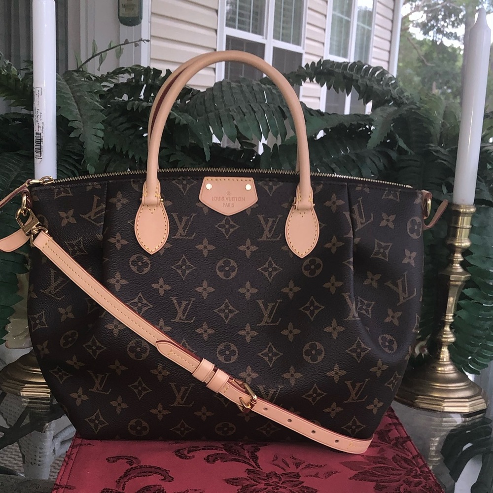 ❤️❤️ BRAND NEW/TRADE RARE LV TURENNE MM❤️❤️